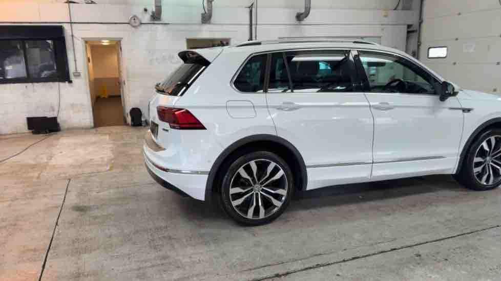 More views of Volkswagen Tiguan