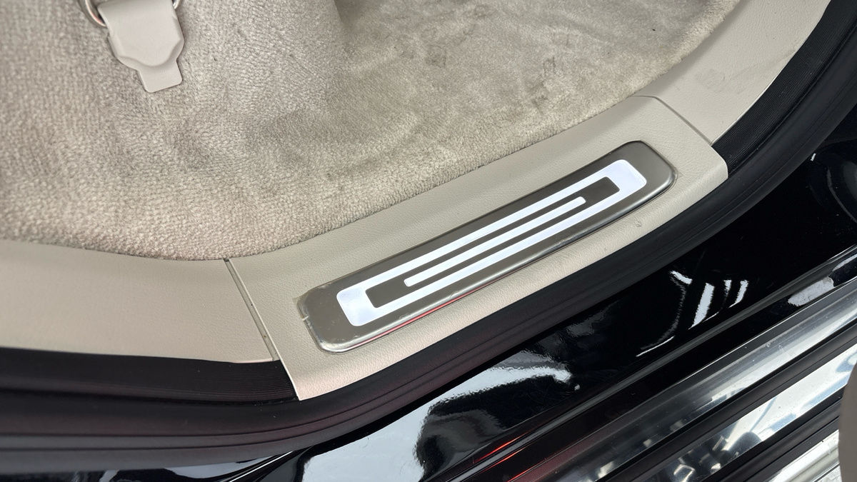 Mercedes-Benz G Class Image 27