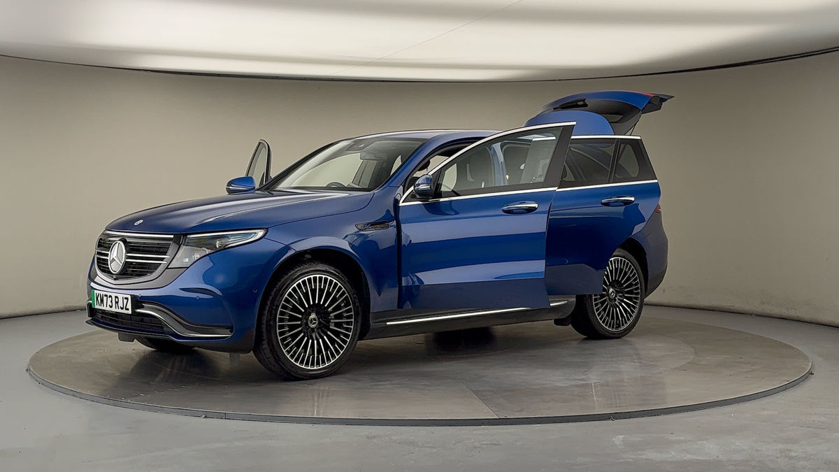 Mercedes-Benz EQC Image 22