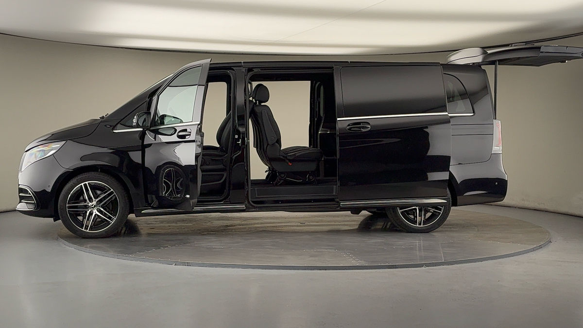More views of Mercedes-Benz V Class