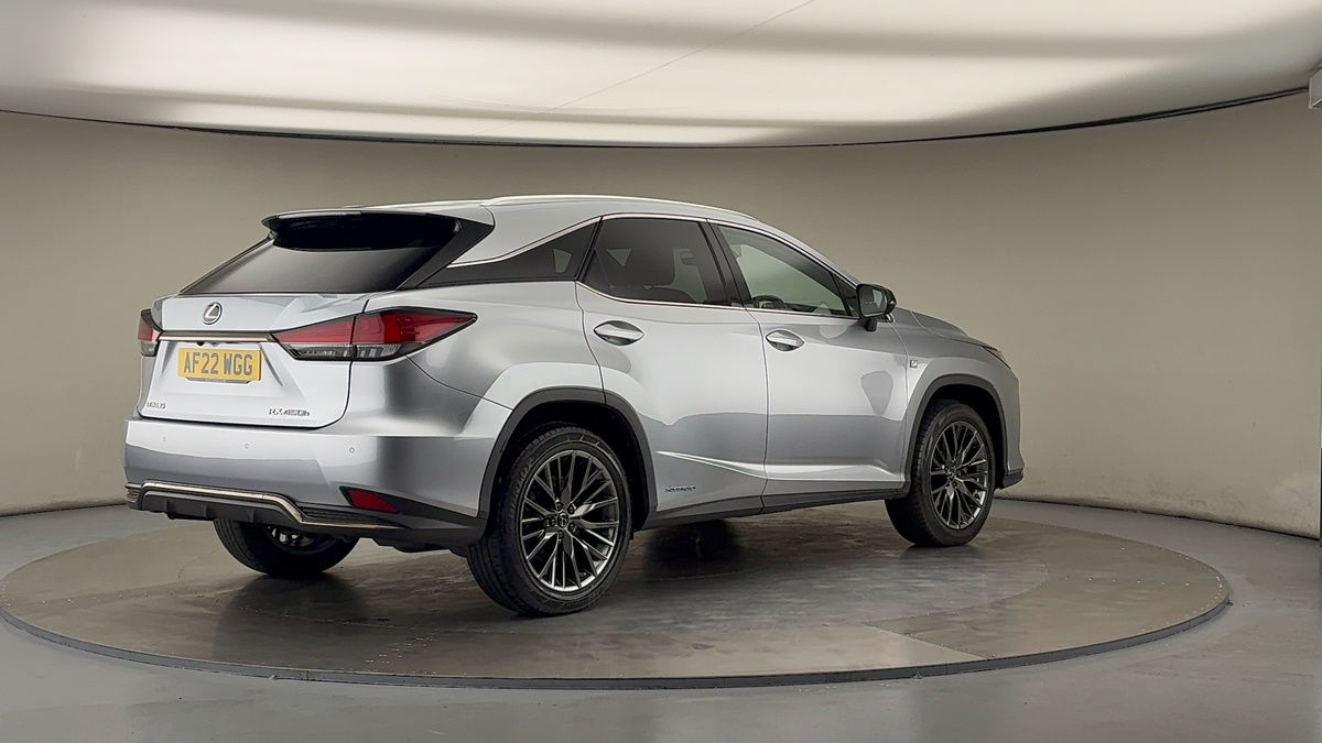 Lexus RX Image 21