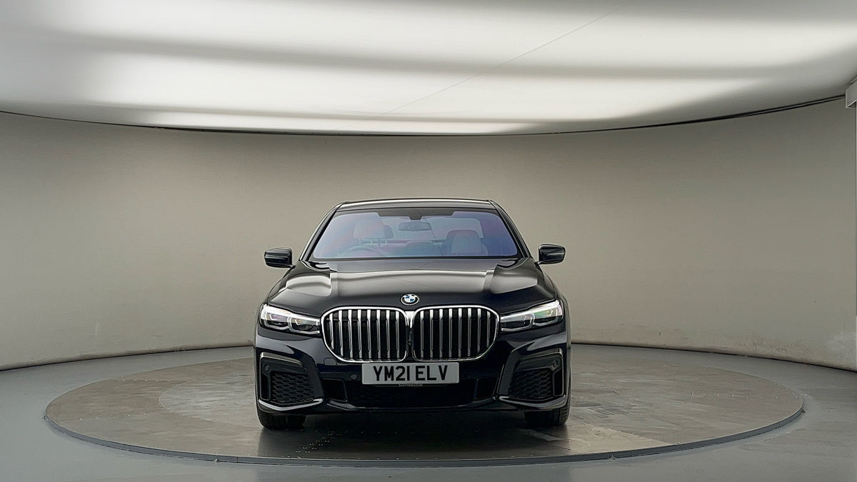 BMW 7 Series Image 3