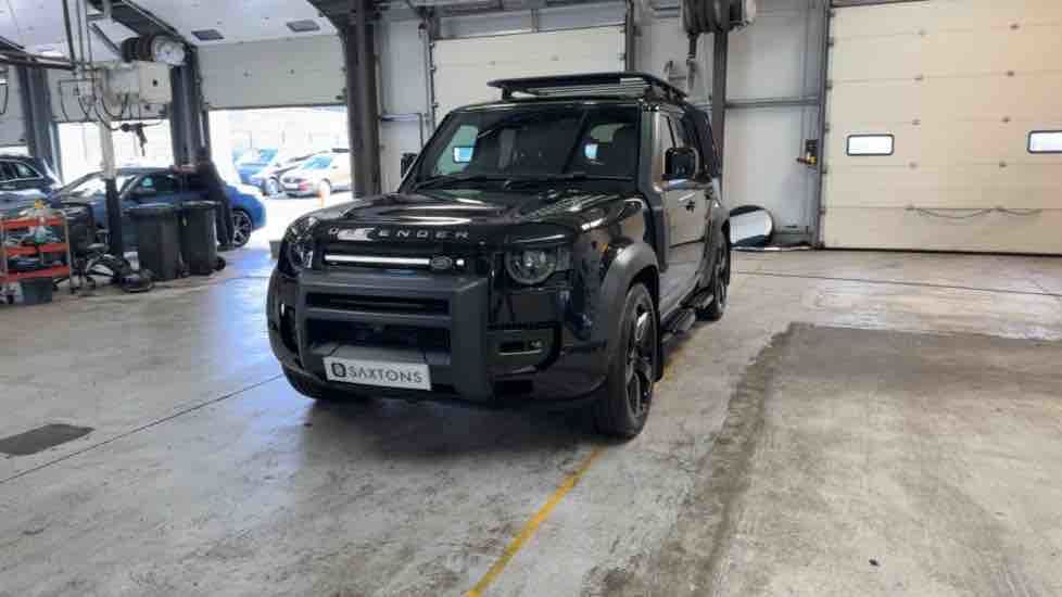 More views of Land Rover Defender 110
