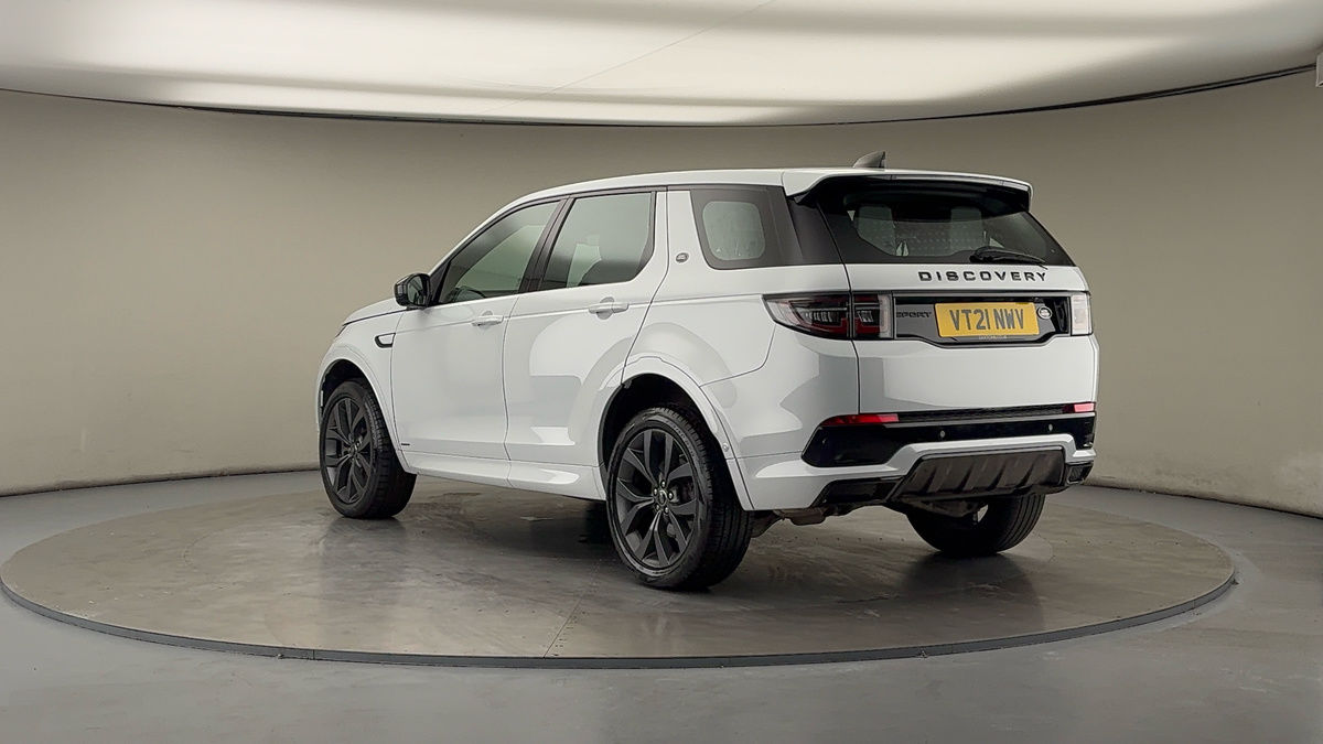 Land Rover Discovery Sport Image 2
