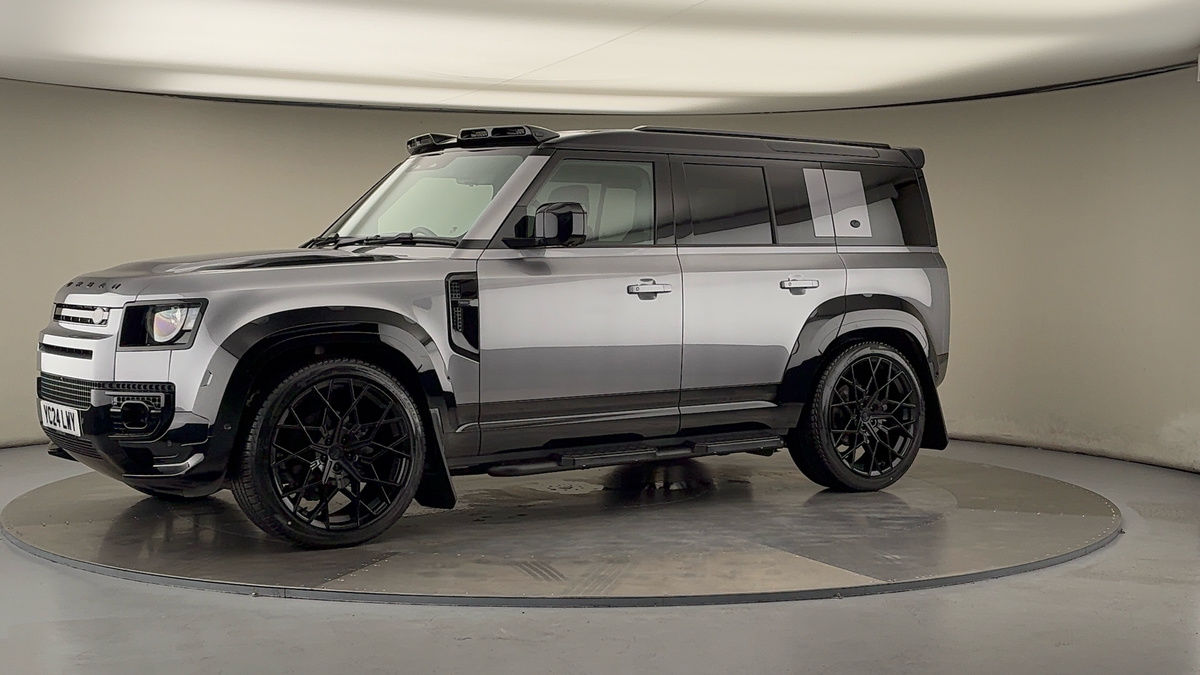 More views of Land Rover Defender 110