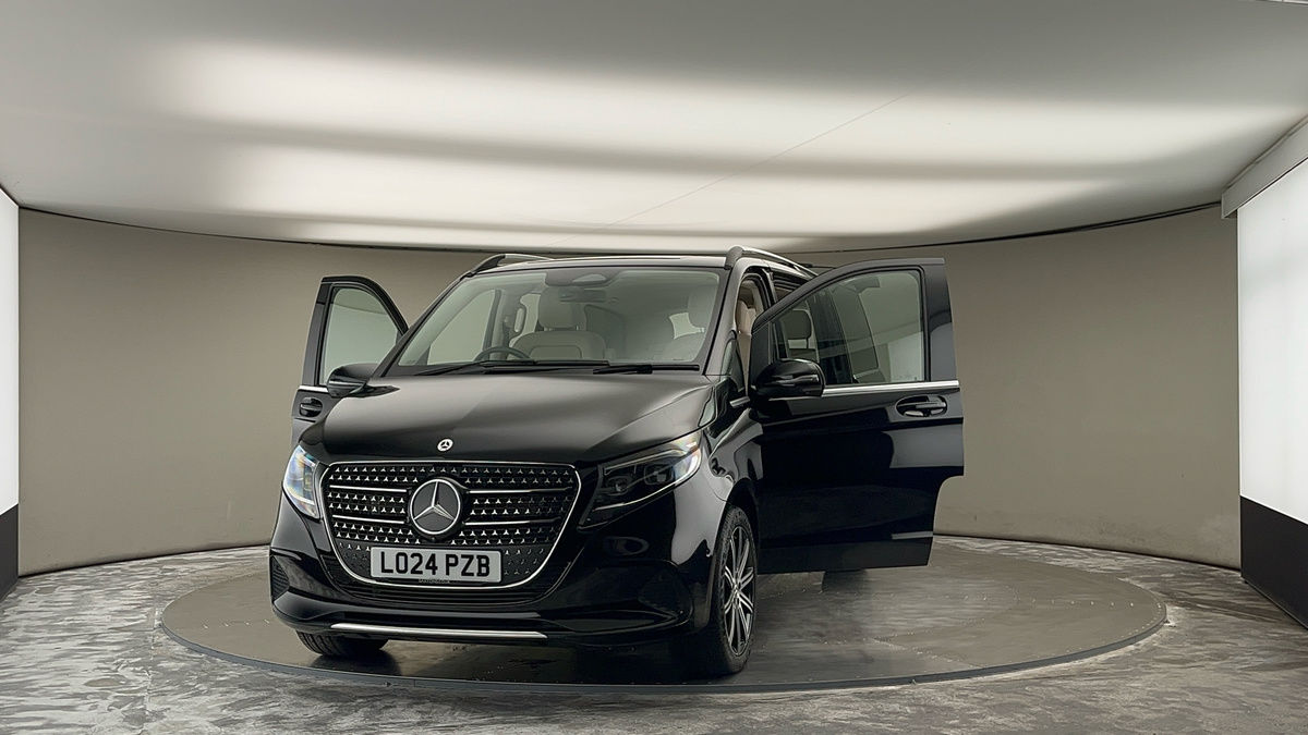 More views of Mercedes-Benz V Class