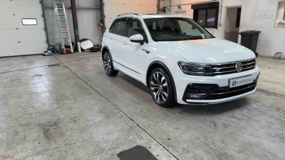 More views of Volkswagen Tiguan