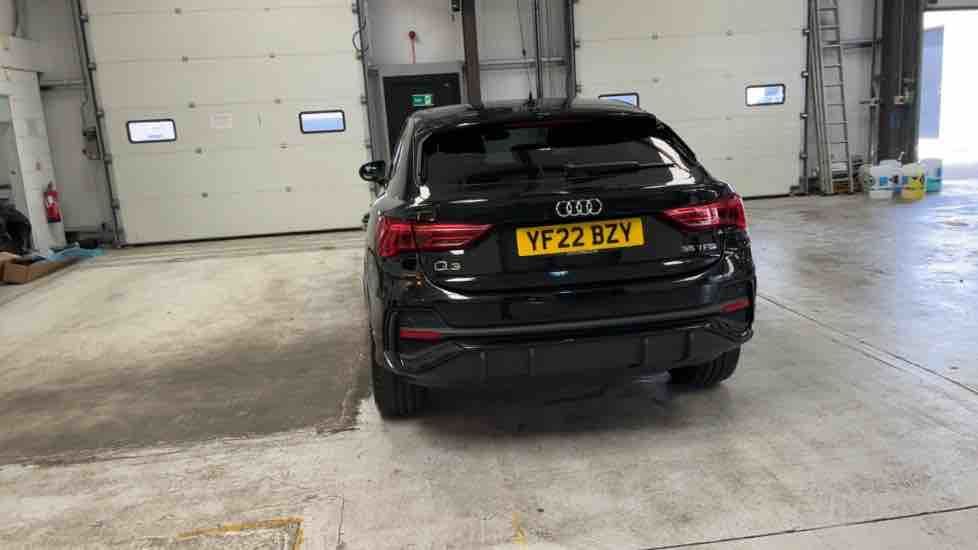 More views of Audi Q3