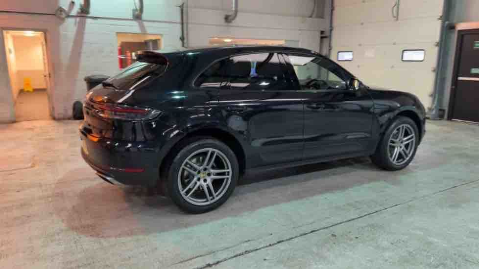 More views of Porsche Macan