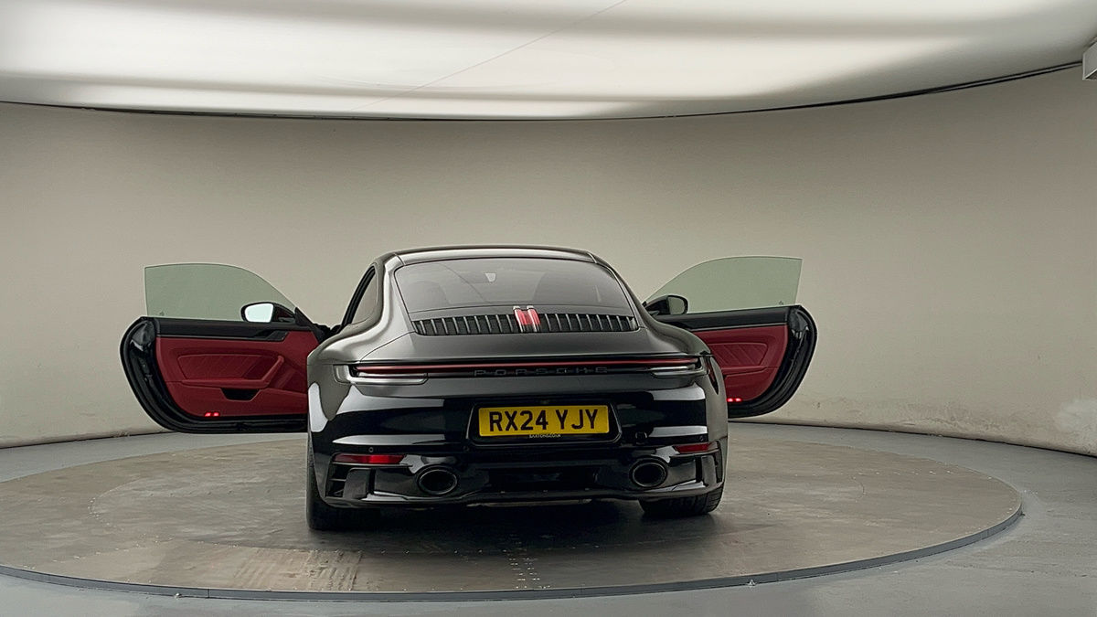 More views of Porsche 911