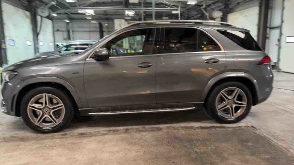 More views of Mercedes-Benz GLE