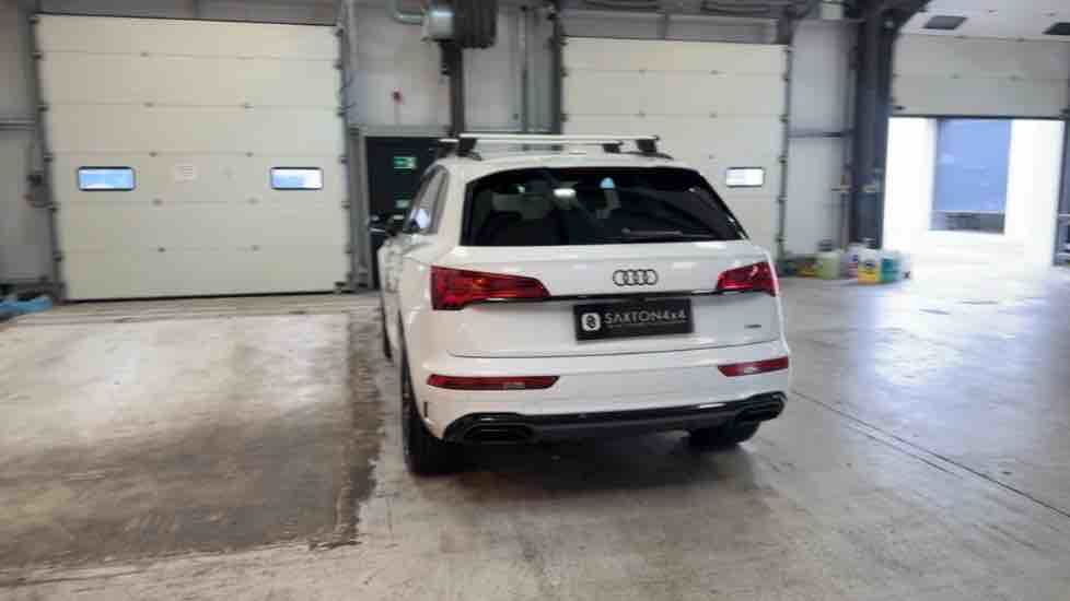 More views of Audi Q5