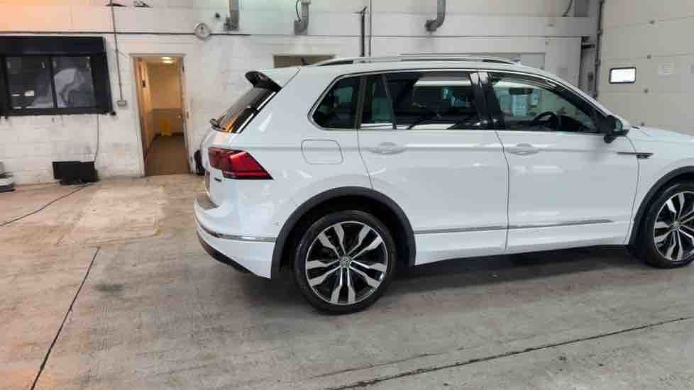 More views of Volkswagen Tiguan