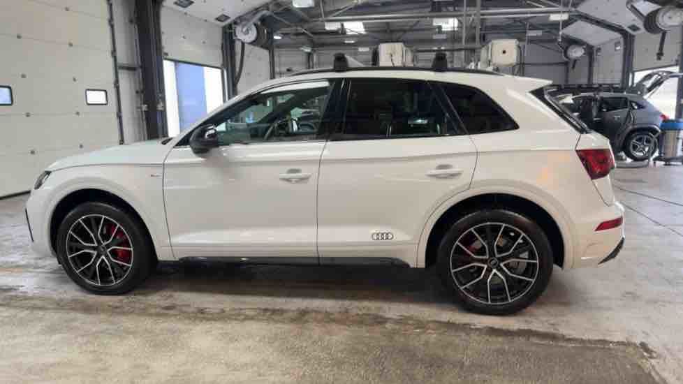 More views of Audi Q5