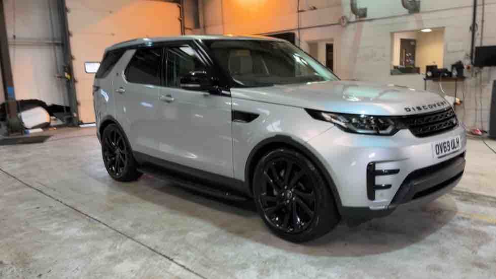 More views of Land Rover Discovery