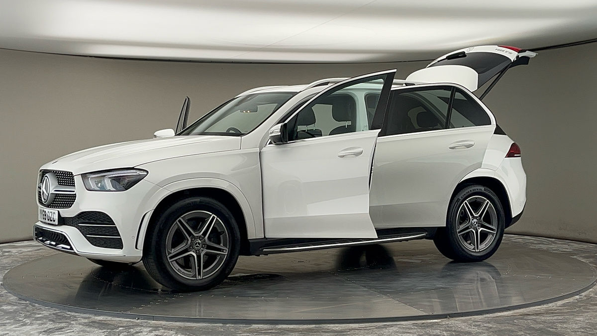 More views of Mercedes-Benz GLE