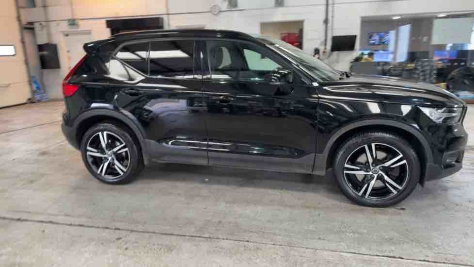 More views of Volvo XC40