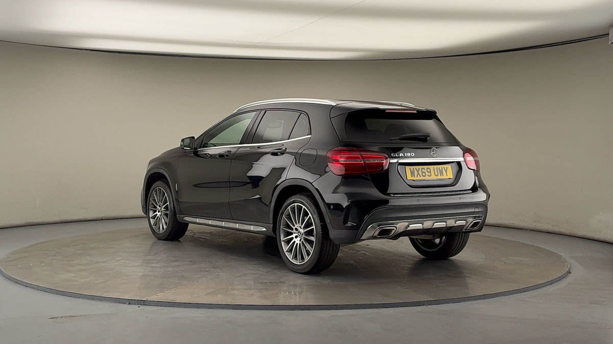 More views of Mercedes-Benz GLA
