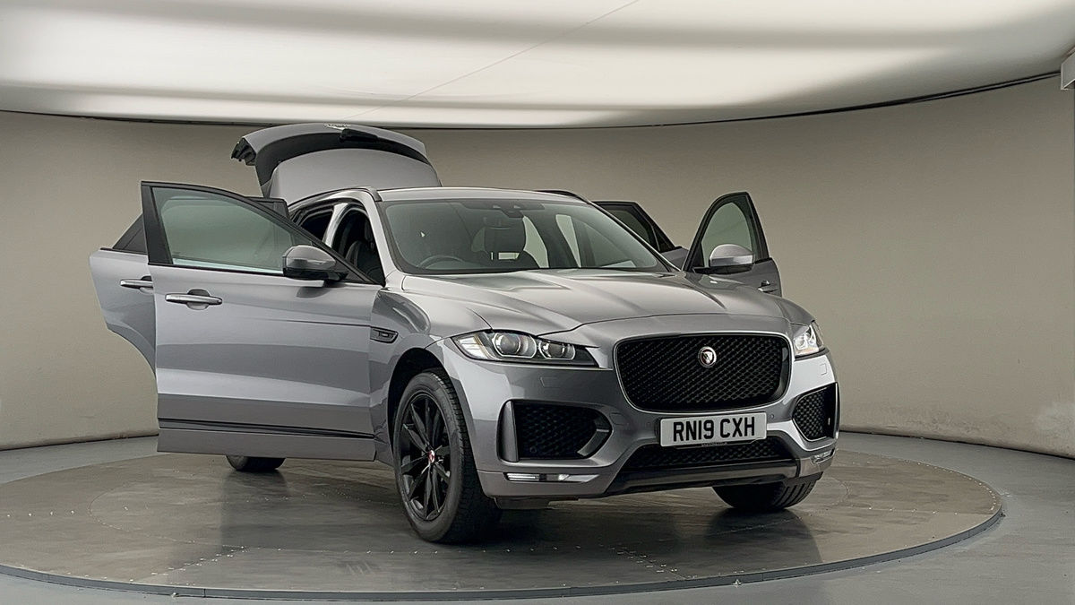 More views of Jaguar F-PACE