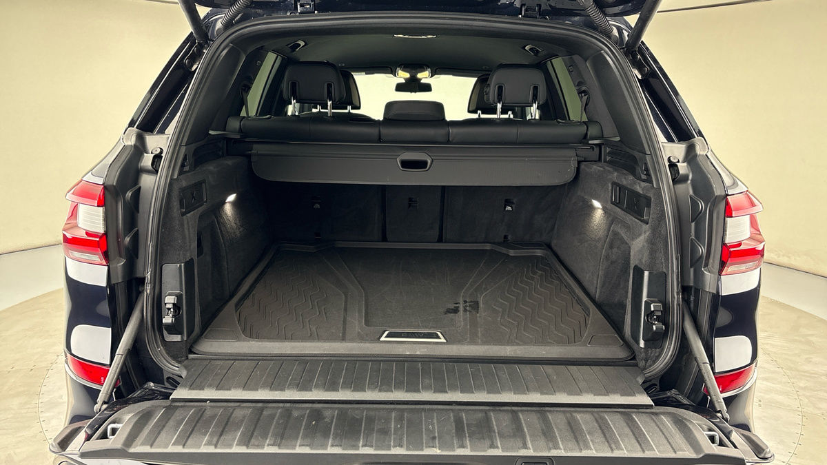 BMW X5 Image 11