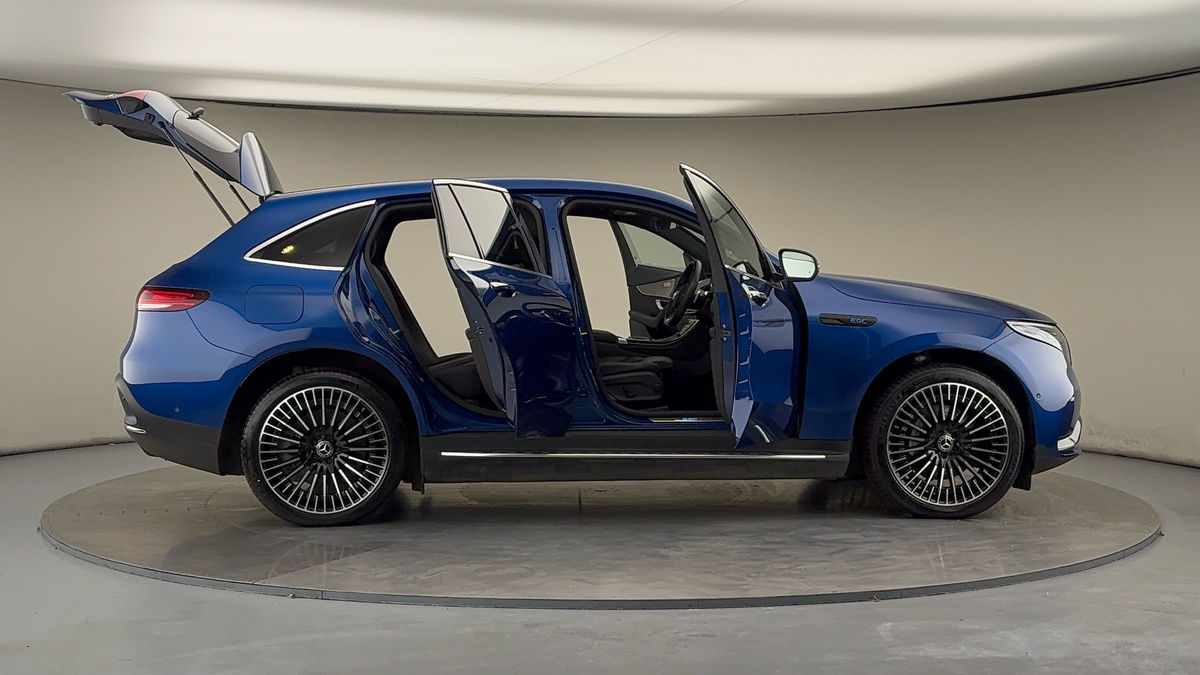 More views of Mercedes-Benz EQC