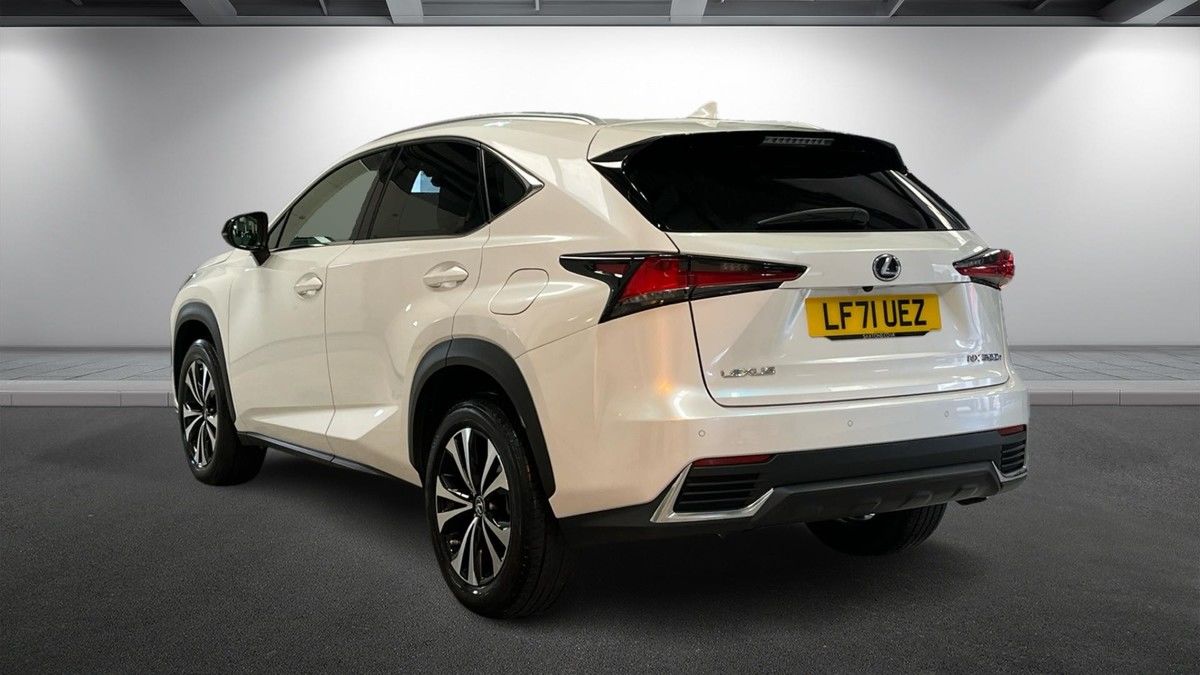 Lexus NX Image 2