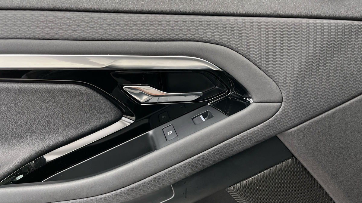 Land Rover Range Rover Evoque Image 19
