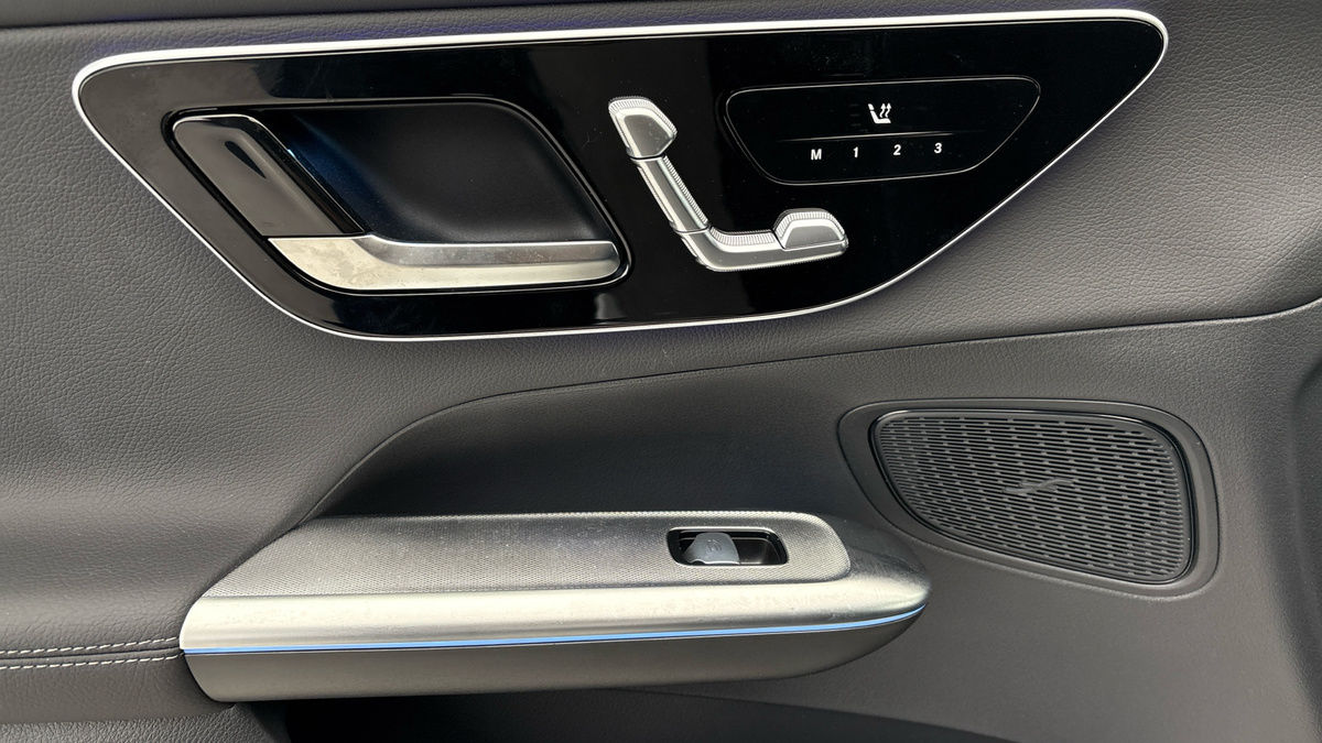 Mercedes-Benz GLC Image 19