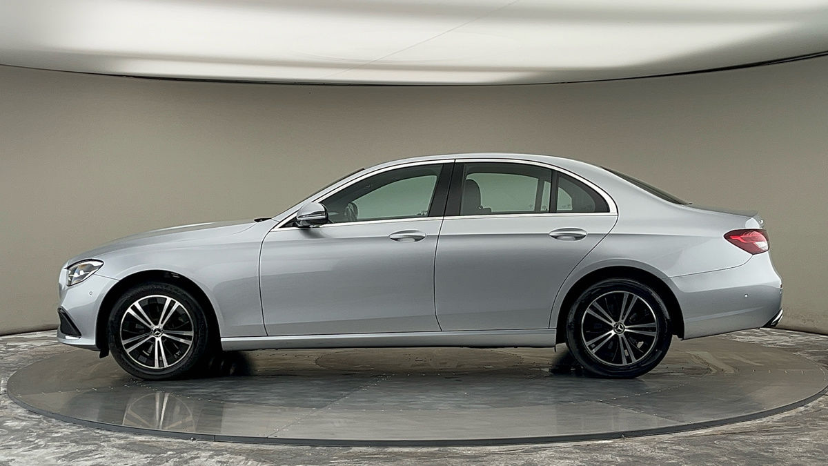 Mercedes-Benz E Class Image 15