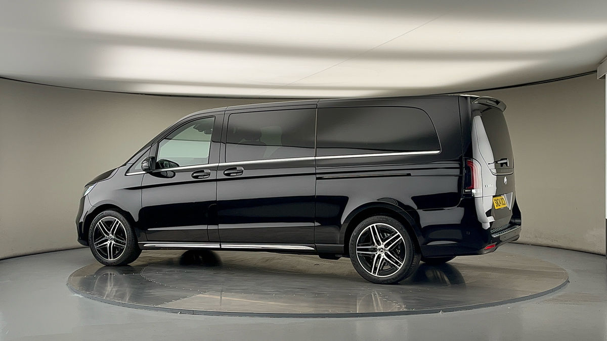 More views of Mercedes-Benz V Class