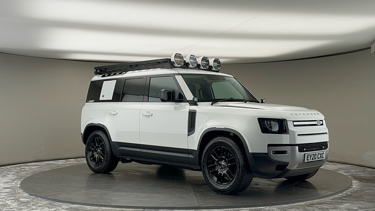 More views of Land Rover Defender 110