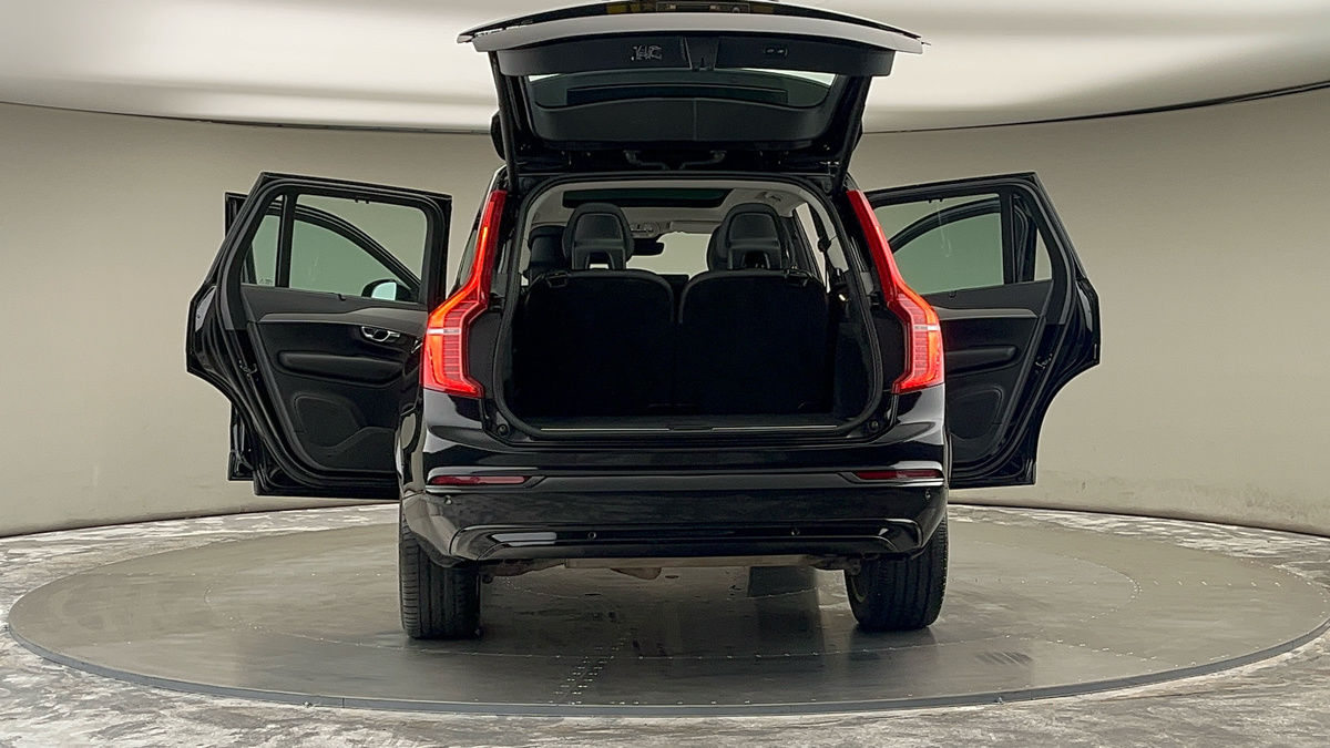 More views of Volvo XC90