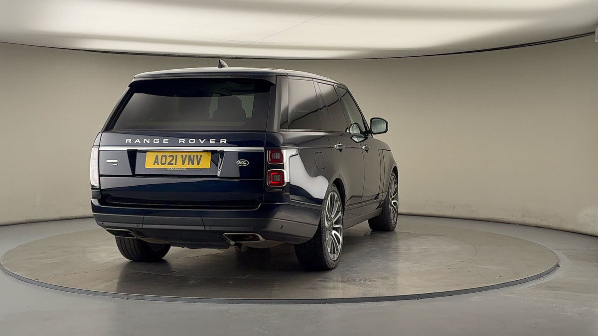 More views of Land Rover Range Rover