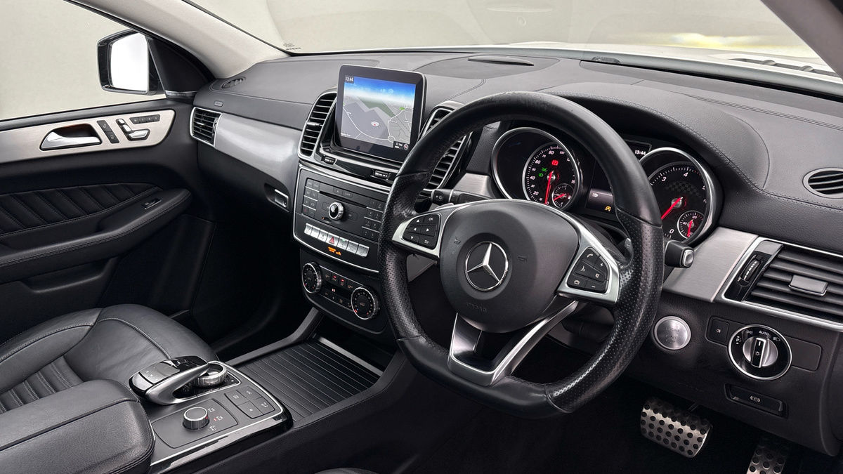 Mercedes-Benz GLE Image 5