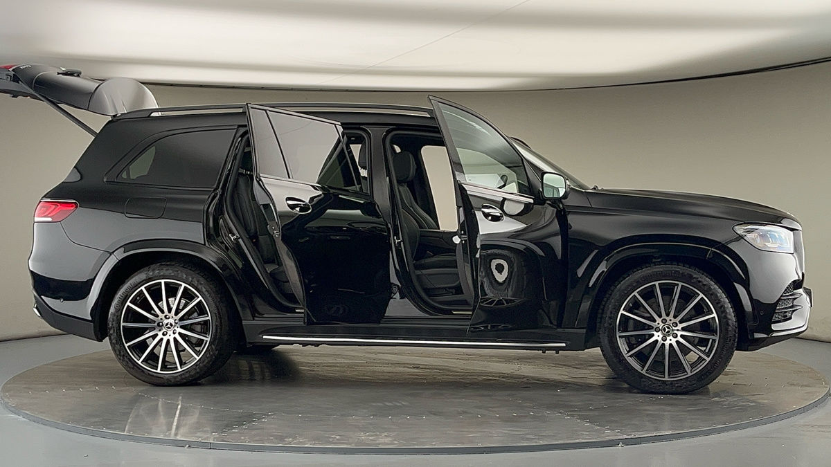 More views of Mercedes-Benz GLS
