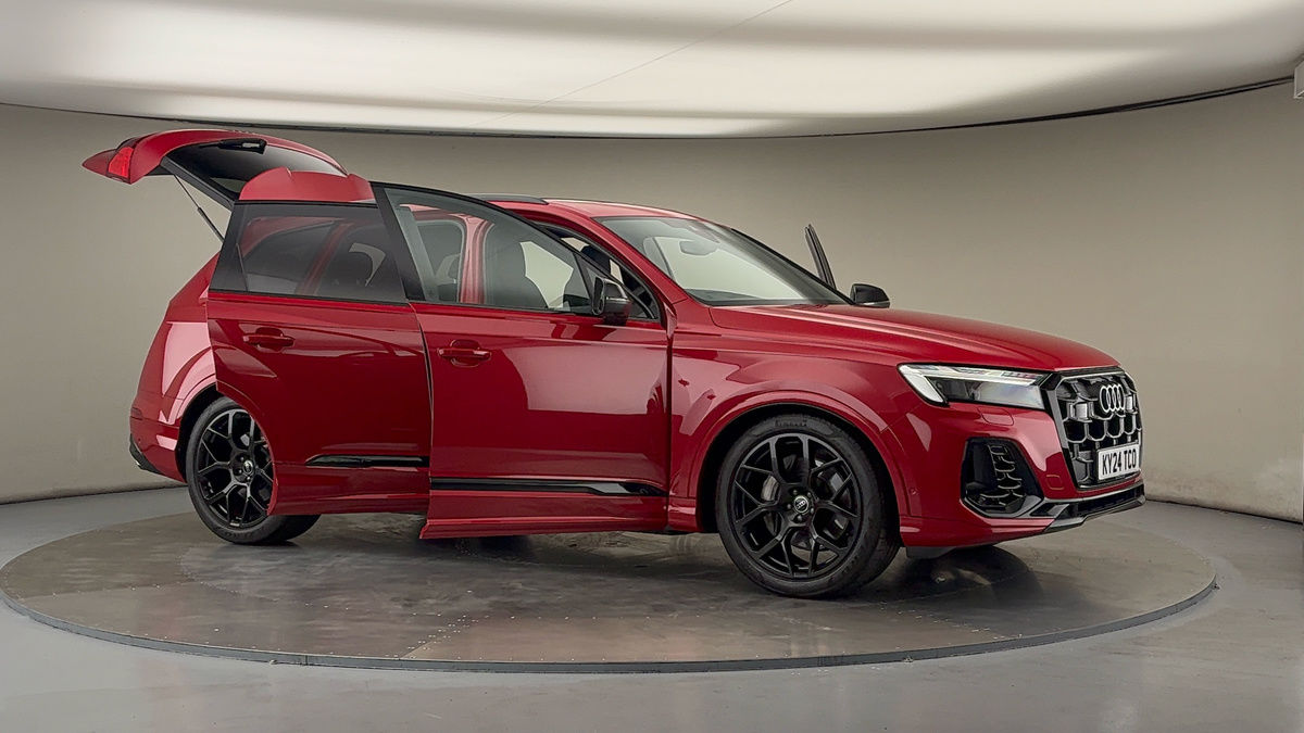 More views of Audi Q7
