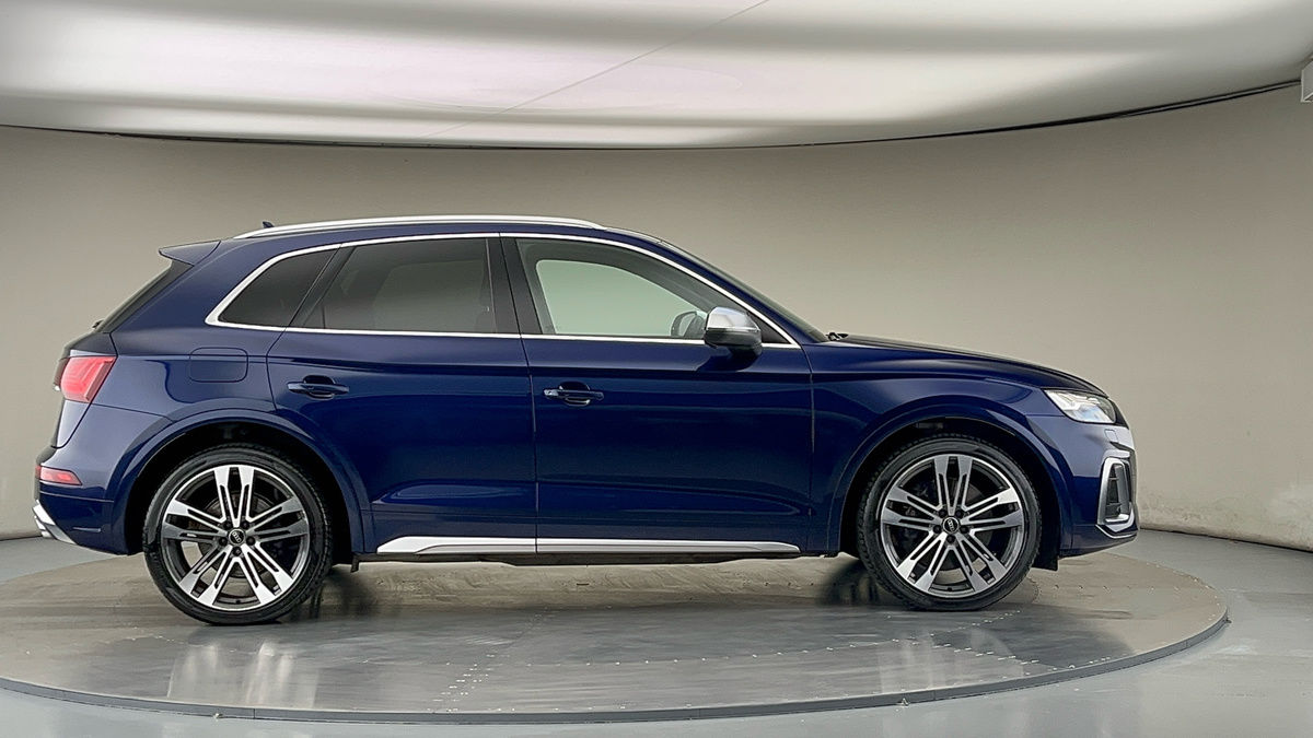 Audi SQ5 Image 16