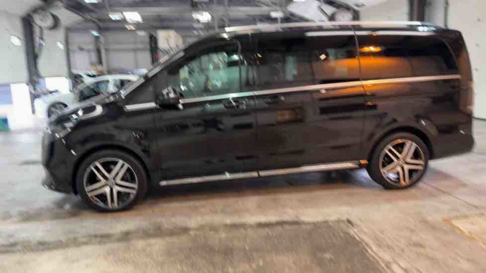 More views of Mercedes-Benz V Class