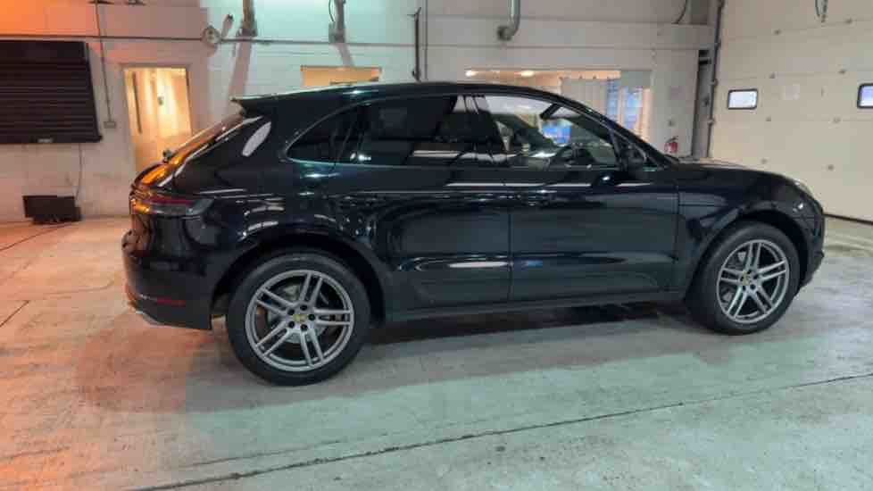More views of Porsche Macan