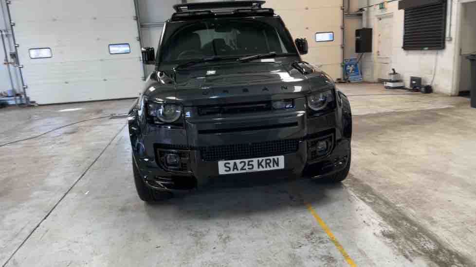 More views of Land Rover Defender 110