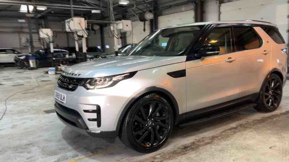 More views of Land Rover Discovery