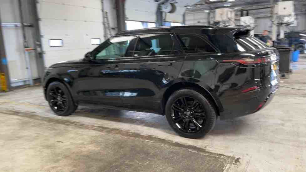 More views of Land Rover Range Rover Velar