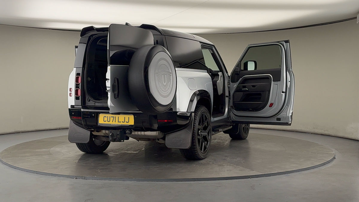 More views of Land Rover Defender 90