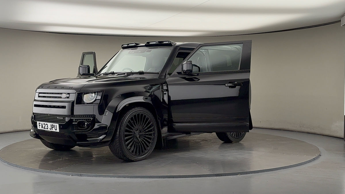 More views of Land Rover Defender 90
