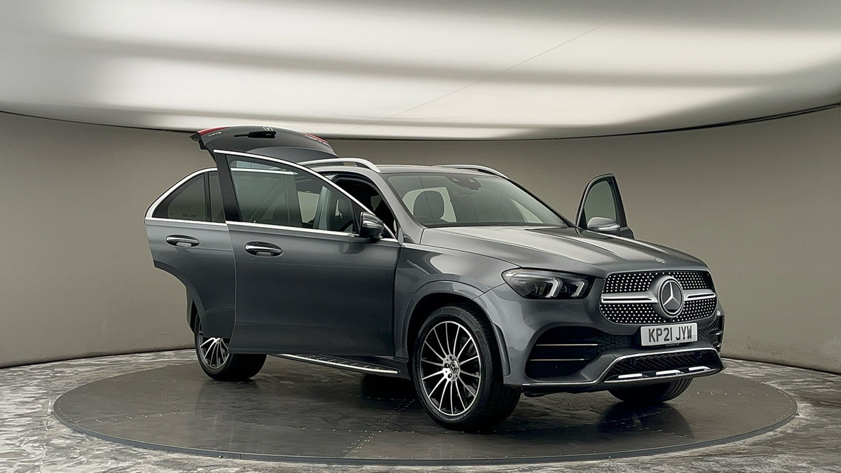 More views of Mercedes-Benz GLE