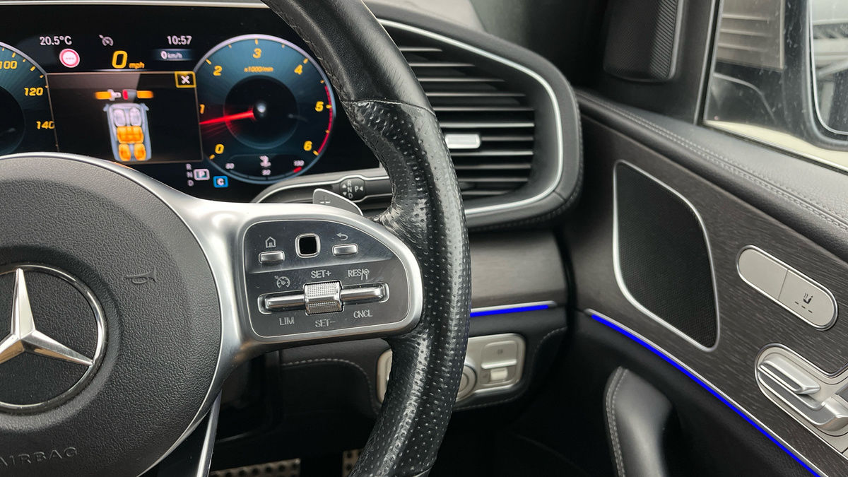 Mercedes-Benz GLE Image 14