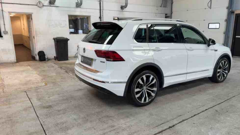 More views of Volkswagen Tiguan