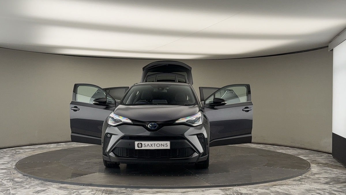 Toyota C-HR Image 22