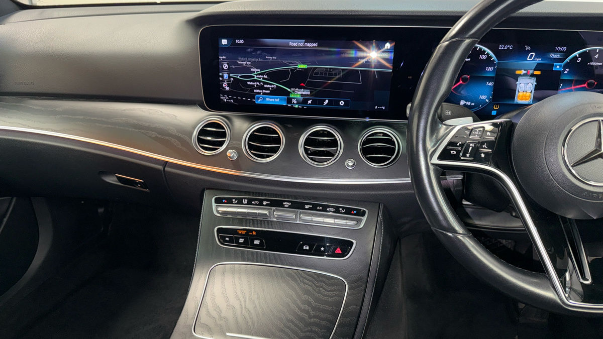 Mercedes-Benz E Class Image 13