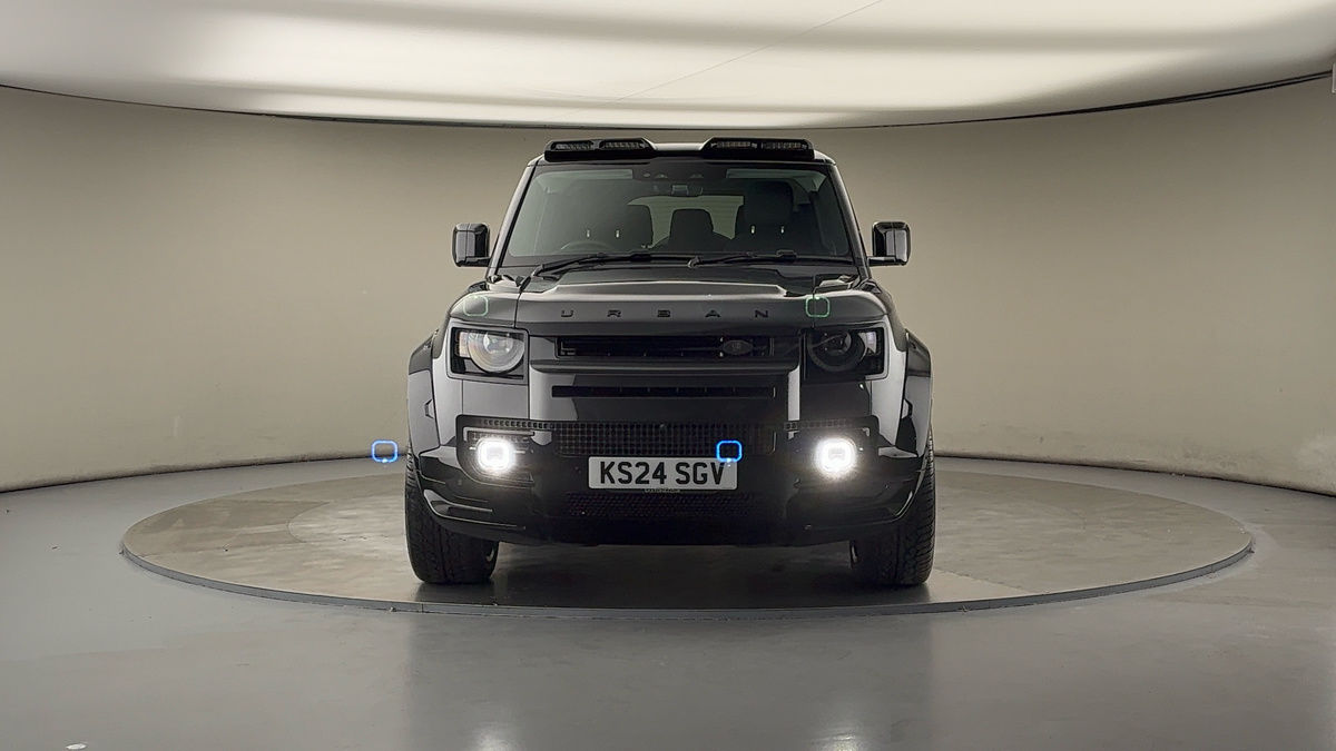 Land Rover Defender 130 Urban Image 3